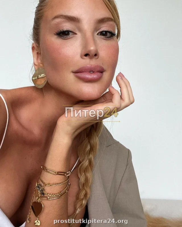 Яночка — проститутка у метро Приморская