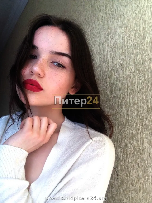 Юлька — проститутка у метро Площадь Восстания