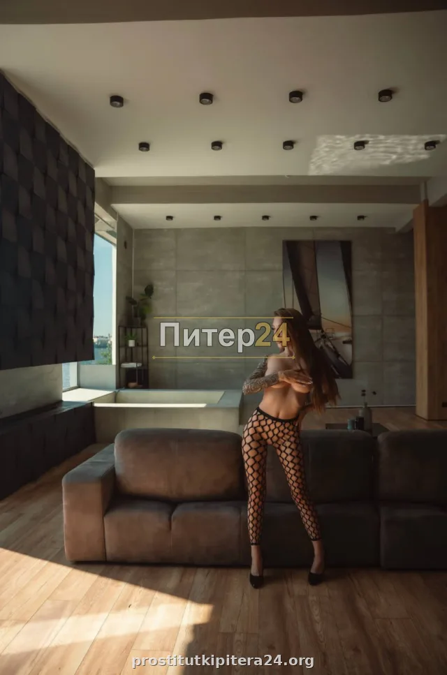 Марья — проститутка у метро Чернышевская