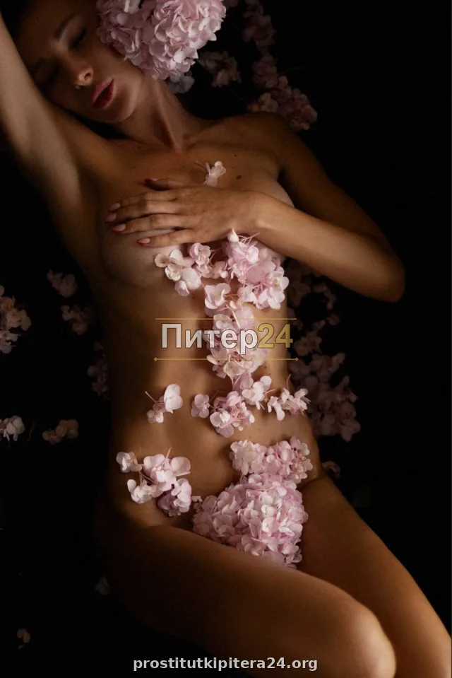 Нюра — проститутка у метро Бухарестская