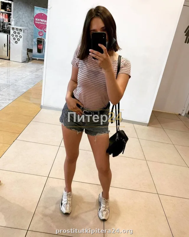 Лана — проститутка у метро Проспект Ветеранов