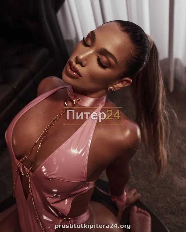 Елена — проститутка у метро Новокрестовская