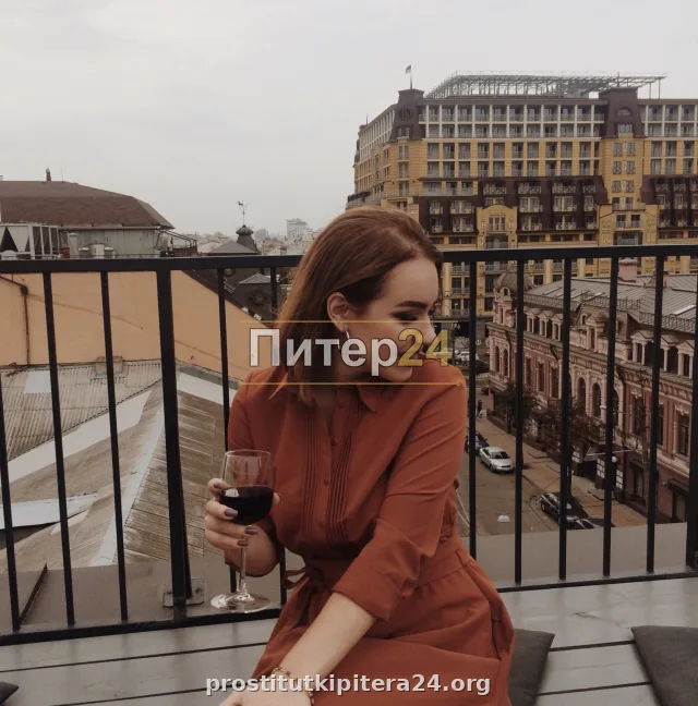 Светка — проститутка у метро Достоевская