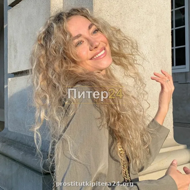 Регина — проститутка у метро Технологический институт