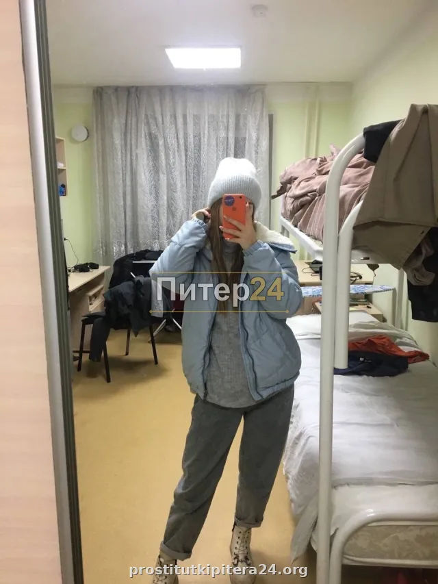 Майя — проститутка у метро Озерки