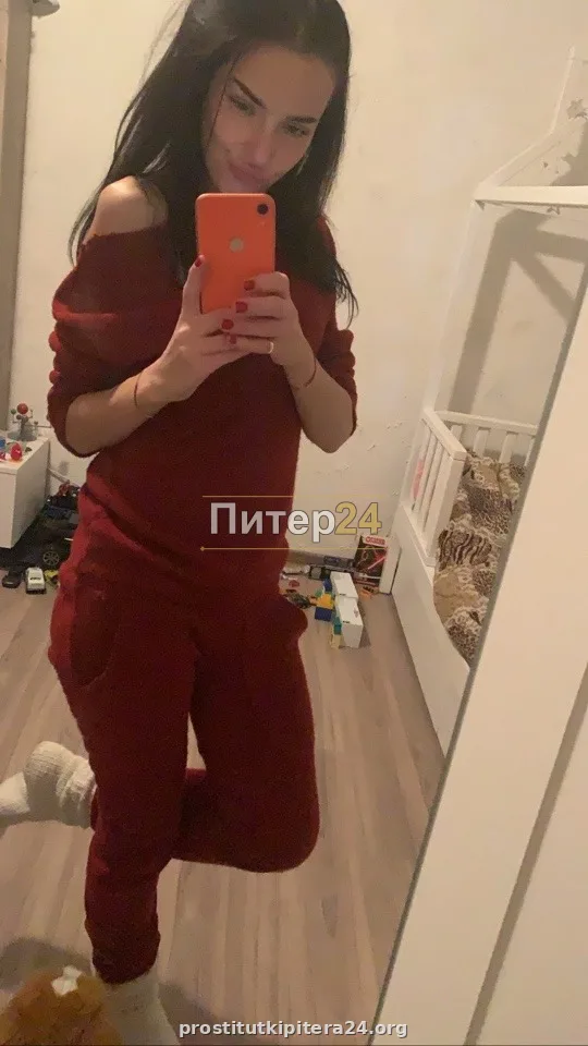 Грета — проститутка у метро Чёрная речка