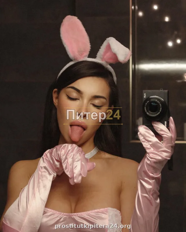 Надежда — проститутка у метро Комендантский проспект