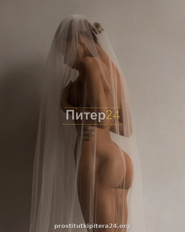 Камилла — проститутка у метро Волковская