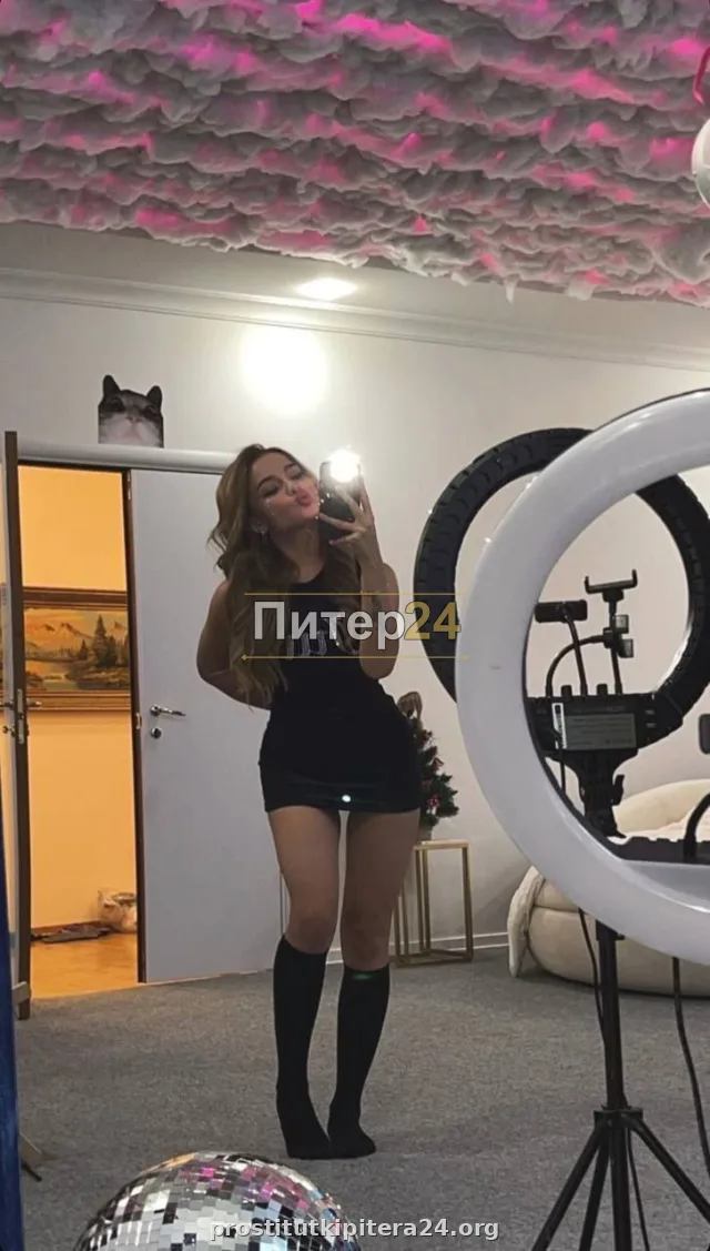 Алисия — проститутка у метро Бухарестская