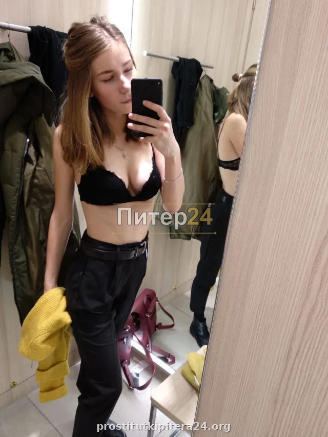 Марина — проститутка у метро Комендантский проспект